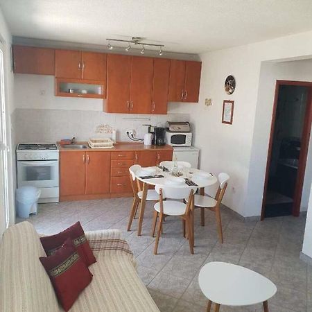 Island Of Pag Holiday Apartments Esterno foto