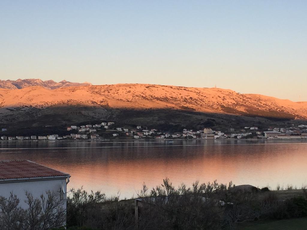 Island Of Pag Holiday Apartments Esterno foto